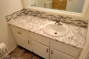 18100 15th Ave NE, Shoreline, WA 98155 - Photo 17