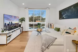 7512 43rd Ave S, Seattle, WA 98118 - Photo 3