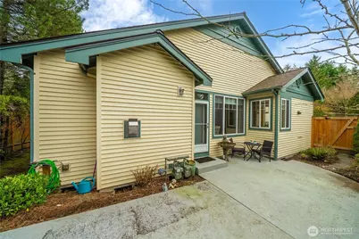 672 Chelan Place NE #672, Renton, WA 98059 - Photo 27