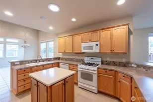 4986 Meriwood Dr NE, Lacey, WA 98516 - Photo 11