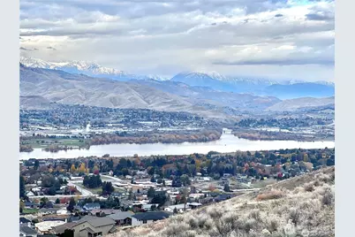 710 NE Tyler Place, East Wenatchee, WA 98802 - Photo 5