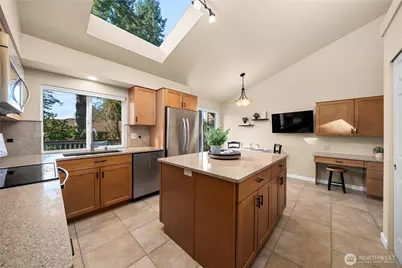 16609 163rd Place SE, Renton, WA 98058 - Photo 11