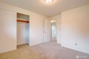 1032 E Robinhood Dr, Arlington, WA 98223 - Photo 17