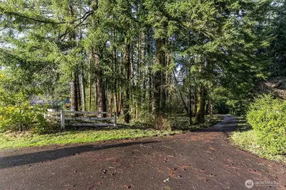 415 Bodine Road, Kelso, WA 98626 - Photo 5