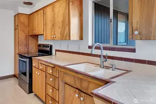 5016 N 13th St, Tacoma, WA 98406 - Photo 7