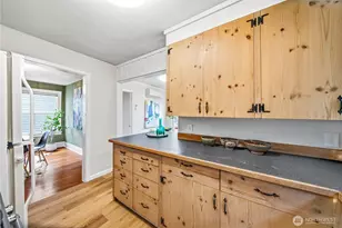 3043 38th Ave SW, Seattle, WA 98126 - Photo 9