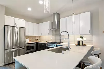 8554 22nd Place NE, Seattle, WA 98115 - Photo 13