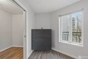 3028 Western Ave, Seattle, WA 98121 - Photo 15