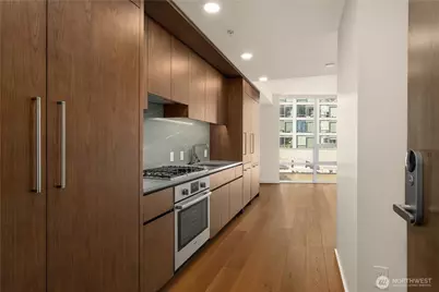 121 Stewart Street #1108, Seattle, WA 98101 - Photo 3