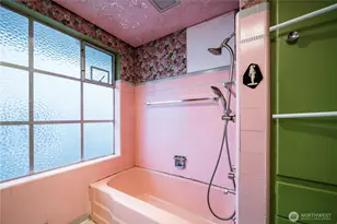 12009 Palatine Ave N, Seattle, WA 98133 - Photo 21