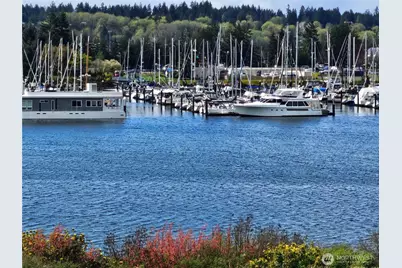 1130 East Bay Drive NE, Olympia, WA 98506 - Photo 3