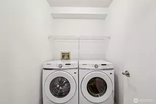 1425 Dexter Ave N, Seattle, WA 98109 - Photo 23