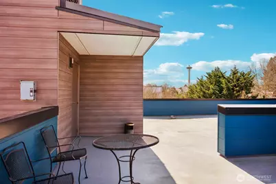 1425 Dexter Avenue N #611, Seattle, WA 98109 - Photo 29