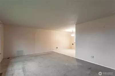 1620 E Columbia Avenue, Tacoma, WA 98404 - Photo 3