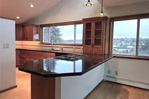 2329 W Smith St, Seattle, WA 98119 - Photo 5