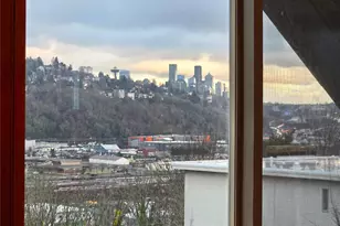 2329 W Smith St, Seattle, WA 98119 - Photo 13