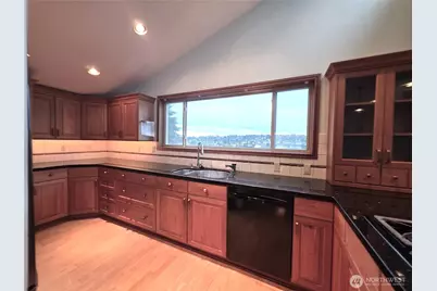 2329 W Smith Street, Seattle, WA 98119 - Photo 3