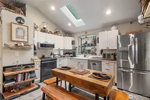 18949 Harris Ave NE, Suquamish, WA 98392 - Photo 11