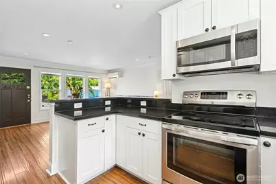 9359 31st Place SW, Seattle, WA 98126 - Photo 11