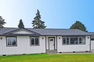 208 S Second St, Oakville, WA 98568 - Photo 1