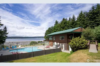 1095 Worthy Place, Greenbank, WA 98253 - Photo 37