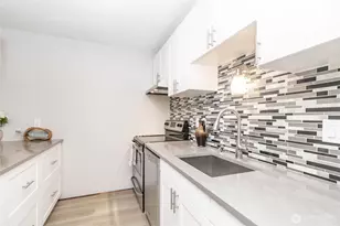 1808 S 118th St, Seattle, WA 98168 - Photo 5