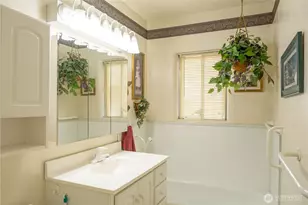 609 W Whitman St, College Place, WA 99324 - Photo 7