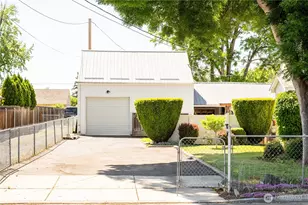 609 W Whitman St, College Place, WA 99324 - Photo 17