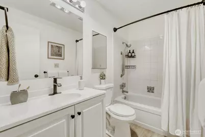 2501 Canterbury Lane E #215, Seattle, WA 98112 - Photo 19