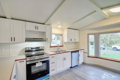 24919 Hoehn Rd #72, Sedro Woolley, WA 98284 - Photo 7