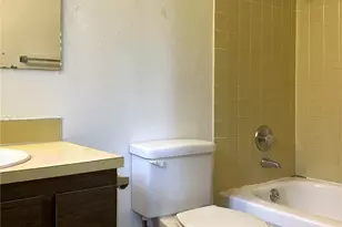 13051 37th Ave NE, Seattle, WA 98125 - Photo 15