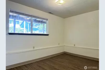 13051 37th Avenue NE, Seattle, WA 98125 - Photo 21