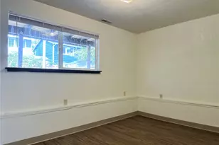 13051 37th Ave NE, Seattle, WA 98125 - Photo 21