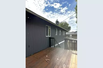 13051 37th Avenue NE, Seattle, WA 98125 - Photo 7