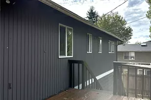 13051 37th Ave NE, Seattle, WA 98125 - Photo 7