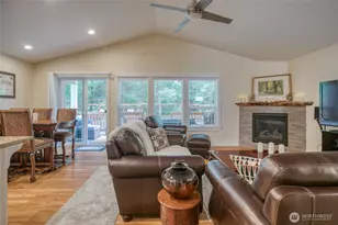 789 Island Cir SE, Ocean Shores, WA 98569 - Photo 3