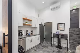 3026 SW Charlestown St, Seattle, WA 98126 - Photo 7