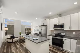 3026 SW Charlestown St, Seattle, WA 98126 - Photo 11