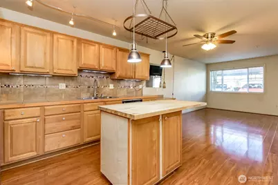 13405 97th Avenue E #101, Puyallup, WA 98373 - Photo 3