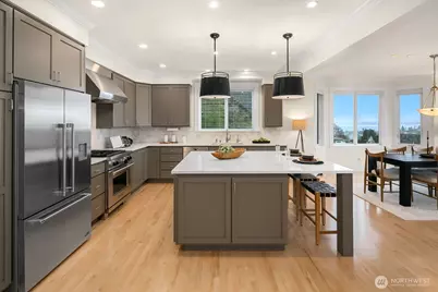 2901 28th Avenue W, Seattle, WA 98199 - Photo 7