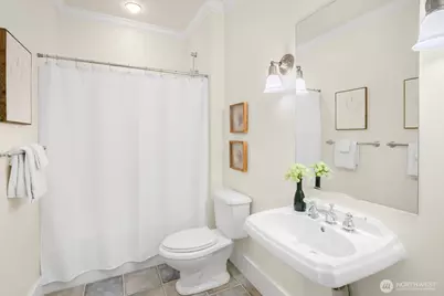 2901 28th Avenue W, Seattle, WA 98199 - Photo 23