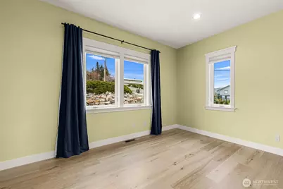 327 23rd Street NE, East Wenatchee, WA 98802 - Photo 27