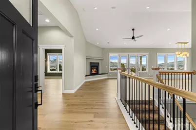 327 23rd Street NE, East Wenatchee, WA 98802 - Photo 5