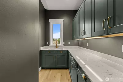 327 23rd Street NE, East Wenatchee, WA 98802 - Photo 19