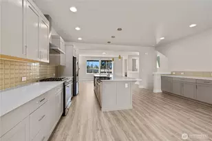 2204 176th Pl SW, Lynnwood, WA 98037 - Photo 5