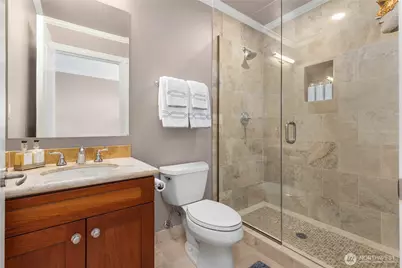 726 Boylston Avenue E #9, Seattle, WA 98102 - Photo 19