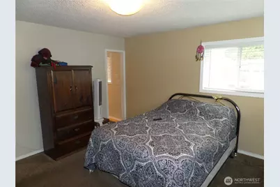 32 NE Tremont Drive, College Place, WA 99324 - Photo 13