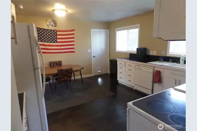 32 NE Tremont Drive, College Place, WA 99324 - Photo 5