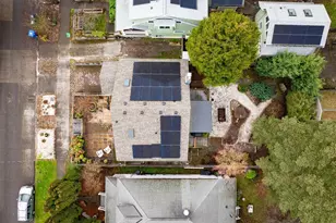 740 N 82nd St, Seattle, WA 98103 - Photo 33