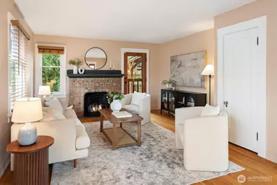 740 N 82nd Street, Seattle, WA 98103 - Photo 5